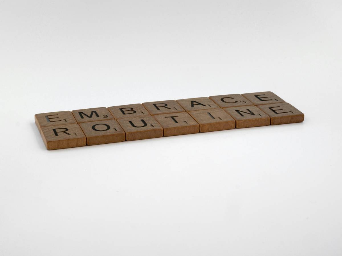 Voice routine setup example for voice tips smart clock efficiency