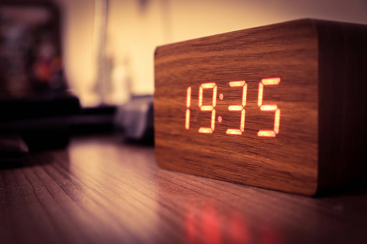 Smart Clock Calendar Display: The Missing Link in Your Smart Home