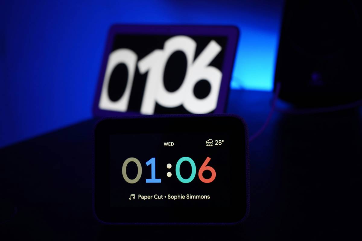 Smart Clock Interface Design: Why Your Home’s Digital Heart Feels Cold
