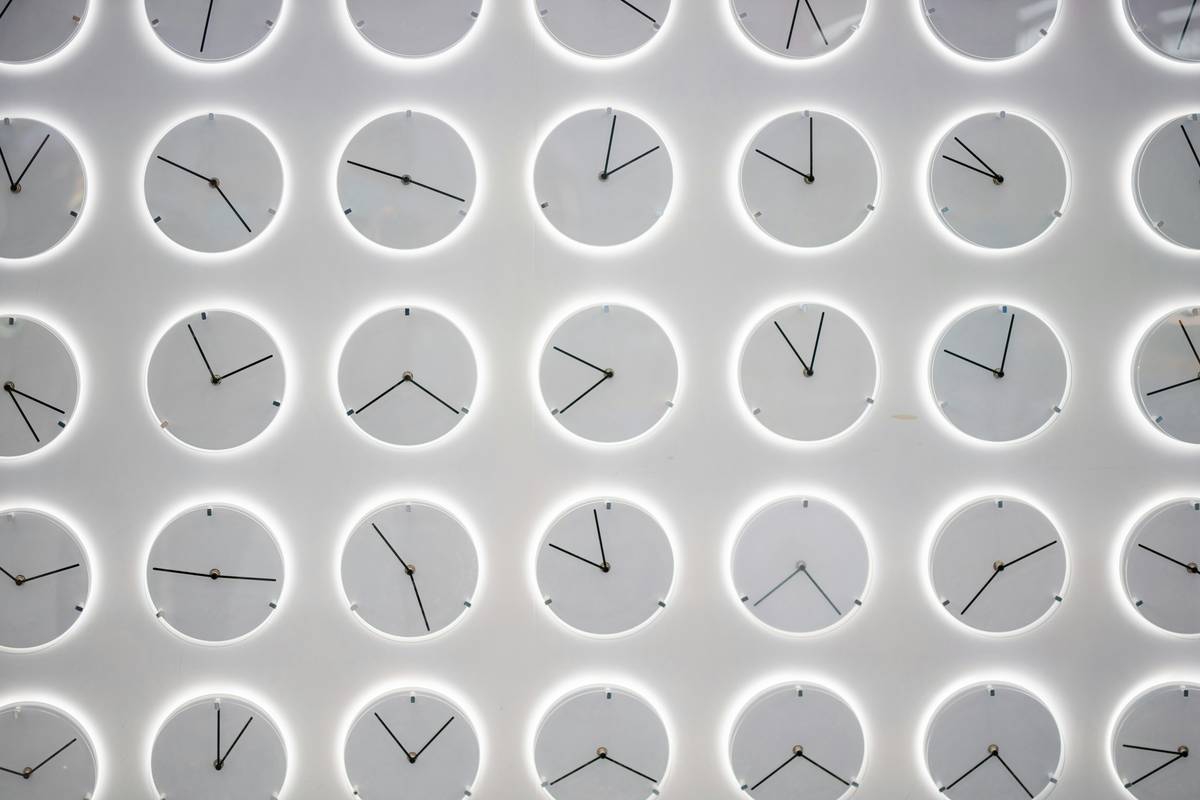 Smart Clock Wellness Reminders: The Overlooked Health Hack Hiding on Your Nightstand